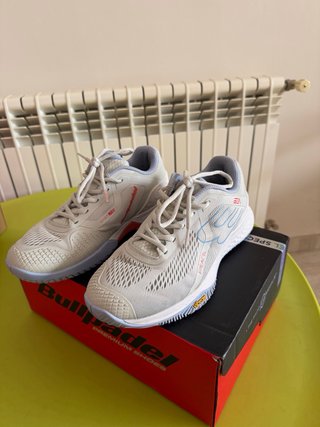 Zapatillas Bullpadel Pearl Vibram Padel Mujer