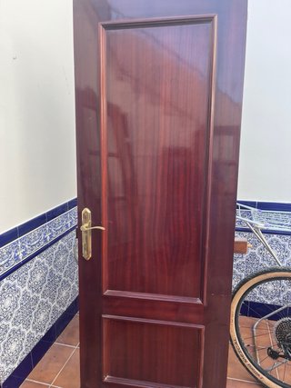 Puertas de madera con cristal 35 cada una  ay  8