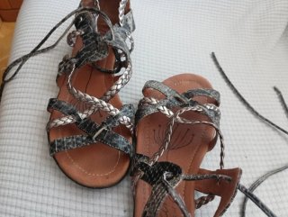 Sandalias Mustang Mujer Talla 40 Plata/Negro