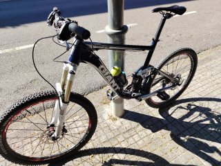 Bicicleta Giant Doble Suspensión Talla L