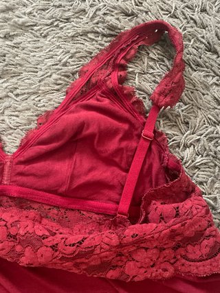 Camisón rojo encaje