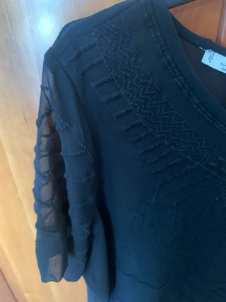 Blusa negra Mango manga corta mujer
