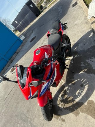 Honda CBR500R 2025