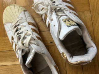 Adidas Superstar Blancas y Doradas