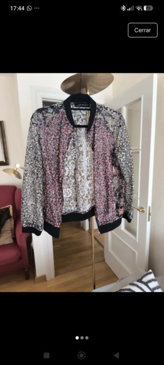 Bomber Zara encaje estampado flores