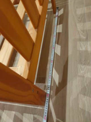 Cuna de madera natural