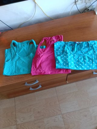 3 camisetas de tirantes para niña con lunares