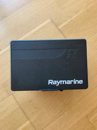 Raymarine Axiom 9+