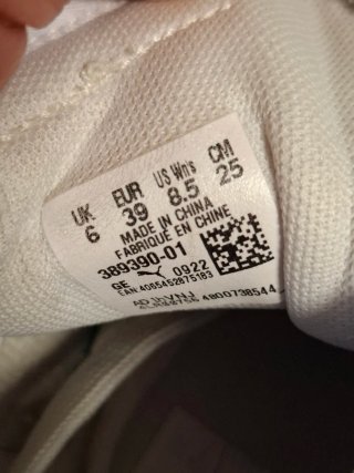 Zapatillas Puma Mujer Blancas y Doradas