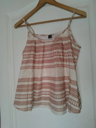 Camiseta tirantes SHEIN M geométrica