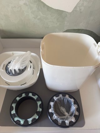 Papelera pañales Tommee Tippee + 3 recambios