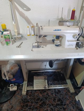 Máquina de coser industrial Juki DDL-8500