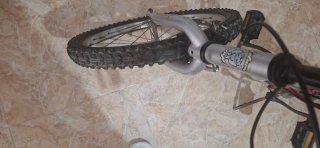 Bicicleta BMX Roja y Plateada