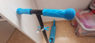 Patinete infantil azul juguettos aluminio