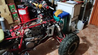 Suzuki LTZ 400 Quad Rojo y Blanco