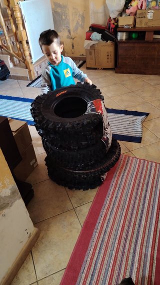 Suzuki LTZ 400 Quad Rojo y Blanco