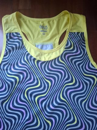 Conjunto deportivo top y leggings
