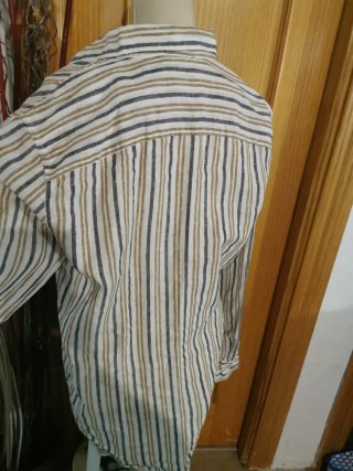 Camisa de rayas para hombre