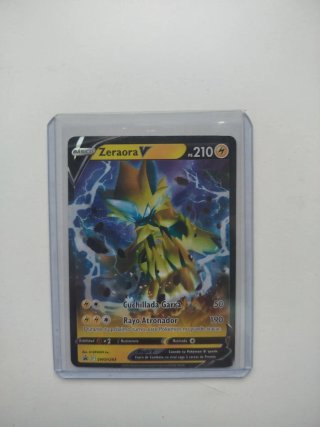 Juego de Cartas Coleccionables Zeraora