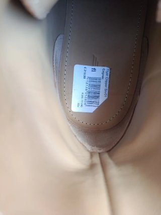 Botas de camurça castanhas