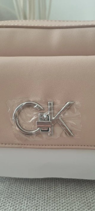 Calvin Klein Tracolla Re-Lock Camera Bag Rosa