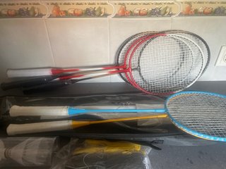 Set Bádminton: 6 Raquetas + Red