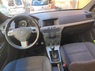 Opel Astra 2007