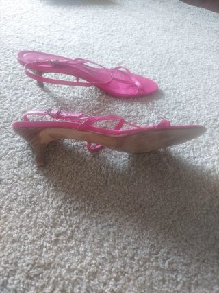 Sandalias cuero rosa fucsia El Corte Inglés