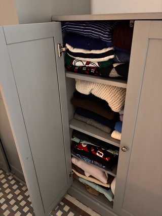 Mueble de almacenaje Ikea gris