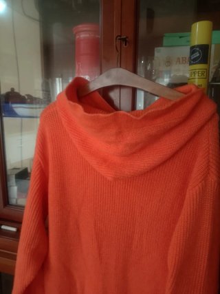 Jersey vestido midi con capucha talla 50