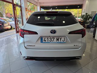 Toyota Corolla 200H Style Touring Sport