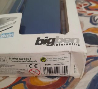 NUEVO. Custodia in metallo blu DSi XL BigBen