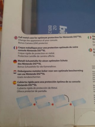 NUEVO. Custodia in metallo blu DSi XL BigBen