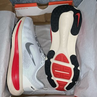 Nike Vomero 18