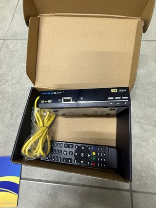 Decodificador Freesat V8 Super
