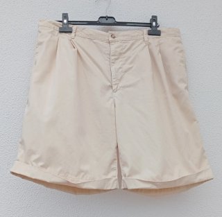 BERMUDAS DE HOMBRE COLOR BEIGE. TALLA 50.