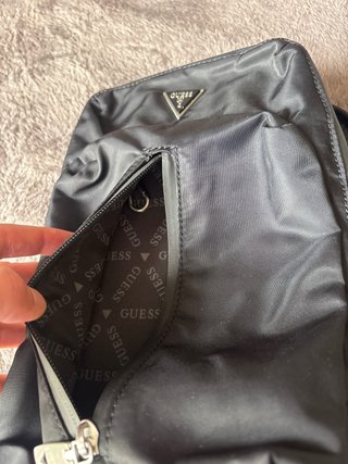 Bandolera Guess Negra
