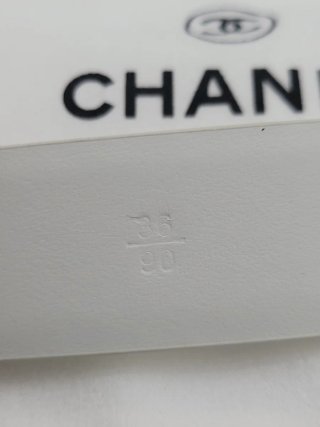 Cinturón Chanel Dorado y Blanco Perlas