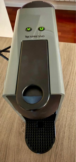 Cafetera Nespresso Krups Essenza ORIGINAL