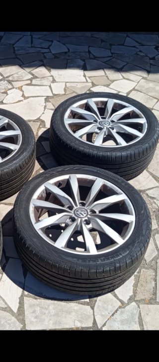 Llantas originales VW Golf 225/45R17