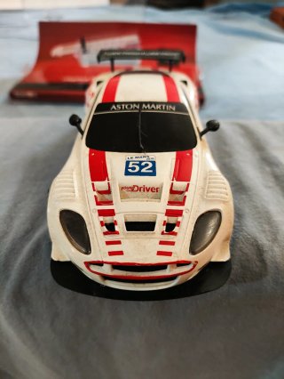 Scalextric Aston Martin DBR9 1:32