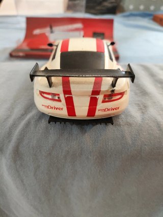 Scalextric Aston Martin DBR9 1:32