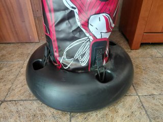 Saco de boxeo y guantes DC Comics