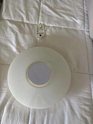 Lámpara de techo redonda con mando