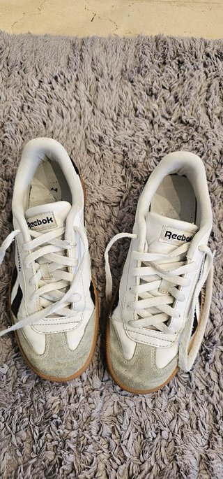Zapatillas Reebok Blancas y Negrad