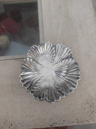 Bandeja diseño hojas plata 34 gr Con patas