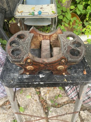 Barril antiguo de madera para restaurar