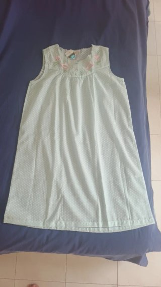 Conjunto camisón y bata floral