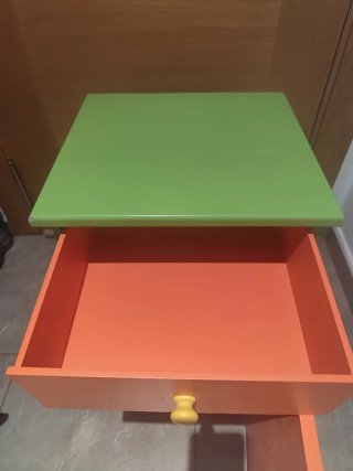 Mesita infantil madera alegre