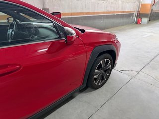 Lexus UX 2023